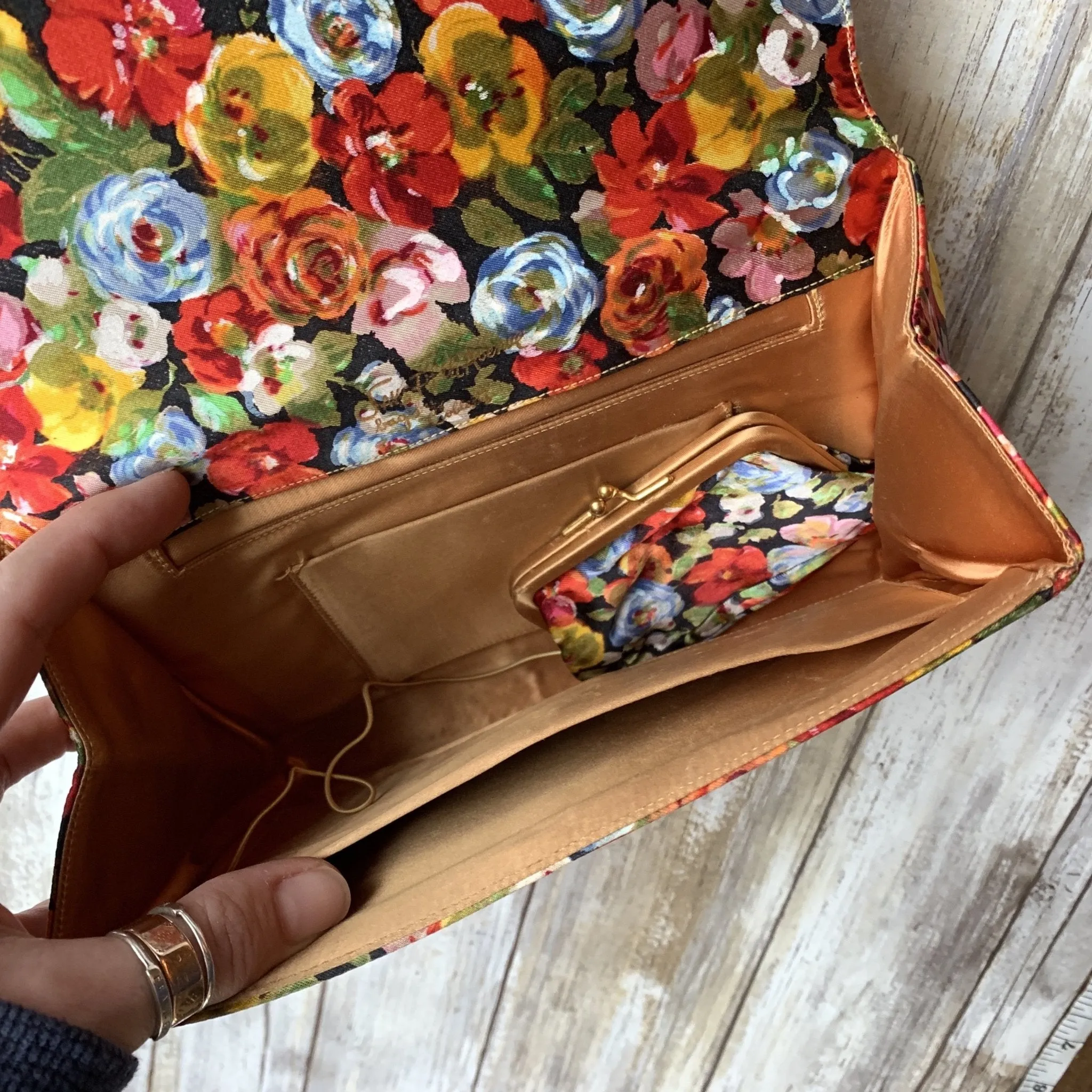 1950s Floral Clutch by Coblentz for Saks Fifth Avenue. Colorful Bag. Sustainable Vintage Fashion.