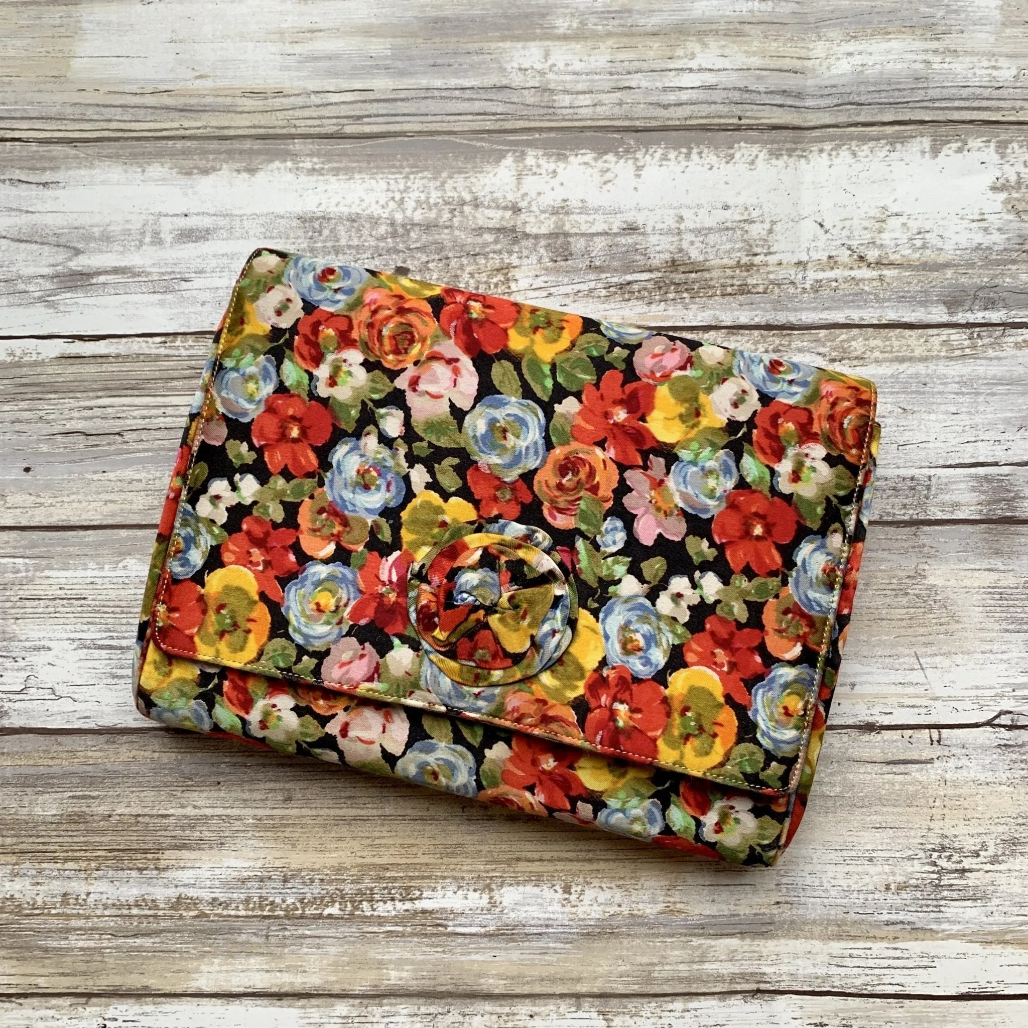 1950s Floral Clutch by Coblentz for Saks Fifth Avenue. Colorful Bag. Sustainable Vintage Fashion.