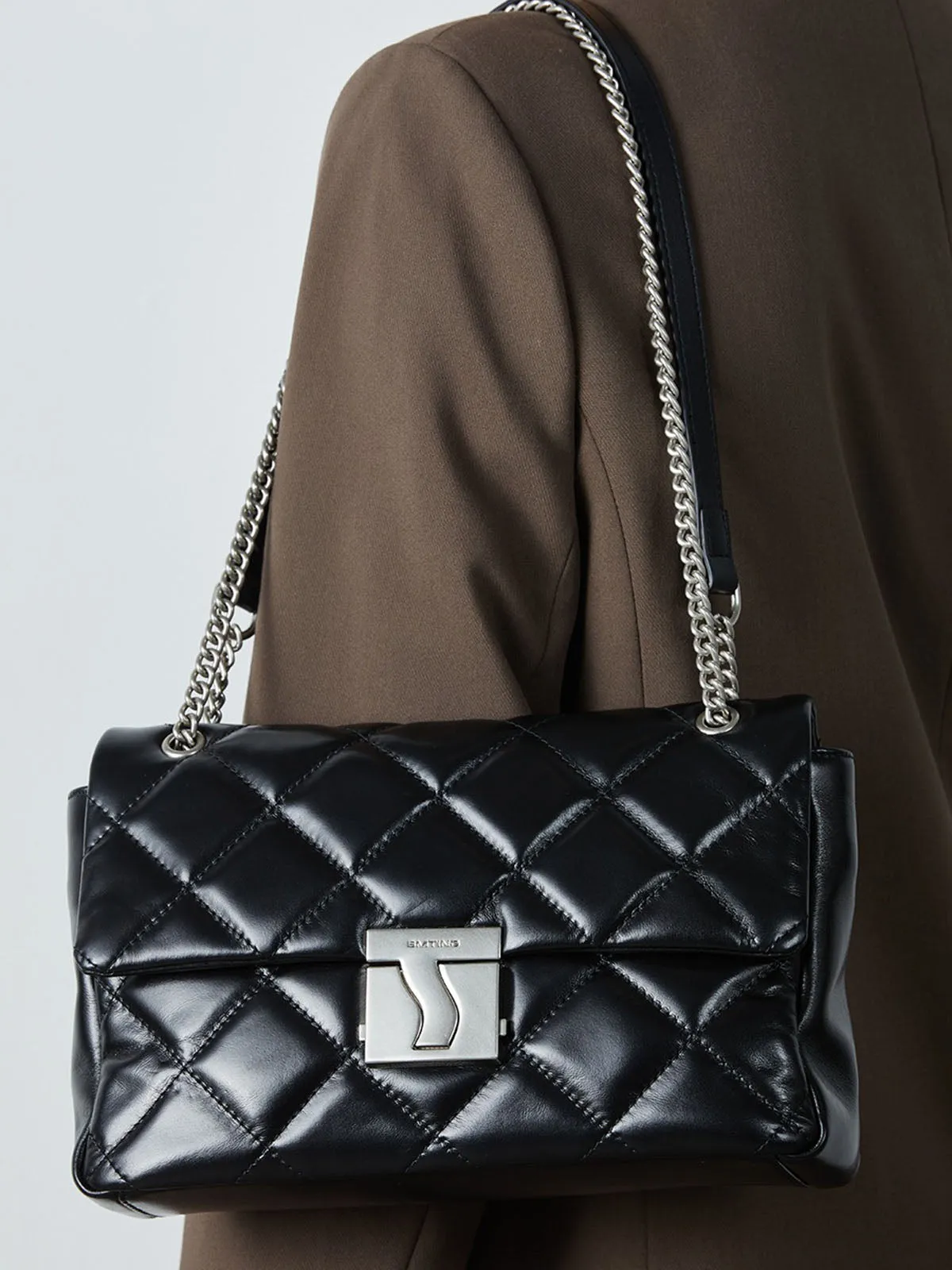 Smting | Quilted Chain Flap Bag